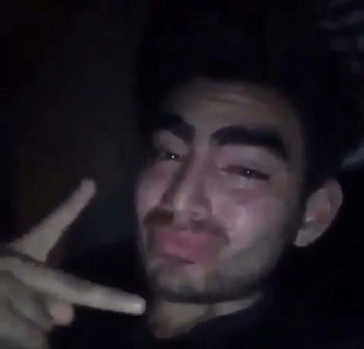 Una serie no puede ser tan personal 

*Suena all 2 U -the mother fuker stolas*