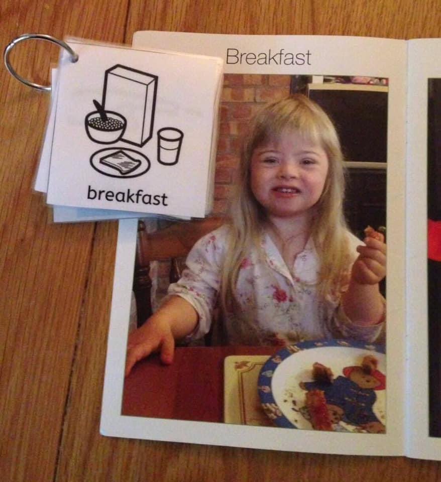 BOOK SALE!! Going to School Makaton resources FREE &amp; hard copy books £2.50 - get your reception starter school ready this august ❤️📕😎 

cdssg.org.uk/product/going-…

#WeTalkMakaton #DigitalDownload
