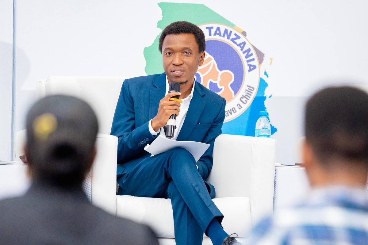 medikeahealth's tweet photo. Last week, our Co-founder &amp; CEO, Dr Elvis Silayo, delivered a keynote address &amp; joined a panel at the Healthcare Excellence Symposium in Tanzania 🇹🇿🏥

He emphasized the transformative initiatives Medikea is undertaking to deliver quality, affordable healthcare via our telehealth https://t.co/5ZtNF3B3SO