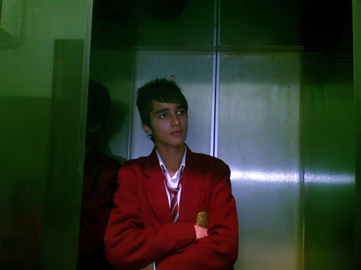 The AI Ultra Clarity feature is pretty cool, which as the name suggests, lets you rework the clarity of blurry or noisy images. On the left is the original photo shot in 2009, and on the right is the edited version on the Realme 13 Pro Plus. Thoughts?
.
#realme13ProSeries5G