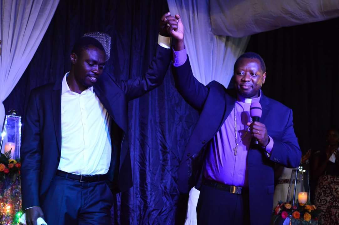 Mirembe1Joy's tweet photo. Contrary to what some think, the vision bearer was ORDAINED and COMMISSIONED into ministry. It was done on Sunday 8th May 2016 and I was in complete attendance. He is not and has never been a rebel. No one does things to a dot like he does! #Phaneroo@10 https://t.co/gVDsEnmPRd