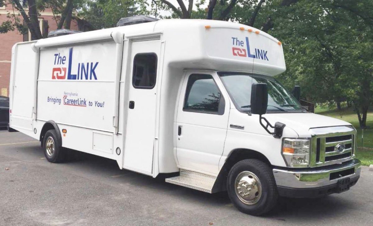SchlowLibrary's tweet image. Visit the @CareerLinkCentr #Link #MobileCenter for personalized help with #JobSeekingSkills, TODAY, 10am-2pm, in front of @schlowlibrary on S. Allen Street. #CheckOut schlowlibrary.org/events/2898 for more information. Thanks to @State_CollegePA #Parking for their help with this visit!