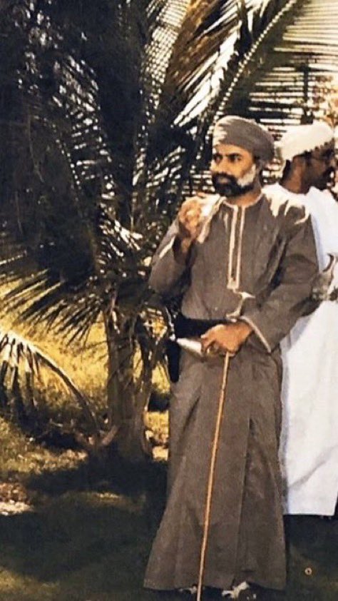 ٢٣ / يــولــيــو / ١٩٧٠
أزاح ظلاما عنّا ولوانا بالمجد تهادا
#قابوس_بن_سعيد #يوليو_المجيد
