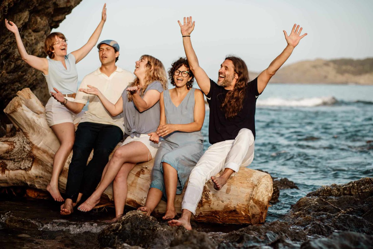 🧐 Aquesta tarda, vine a la presentació de la 43a Fira de Calella i l’Alt Maresme! 

🎶 Hi haurà concert del grup d’havaneres Les Anxovetes, que són una pista del monogràfic d’aquest 2024✨

📆 Dimarts 23 de juliol, 18 h
📍 Passeig de Manuel Puigvert, al Monument a la Sardana