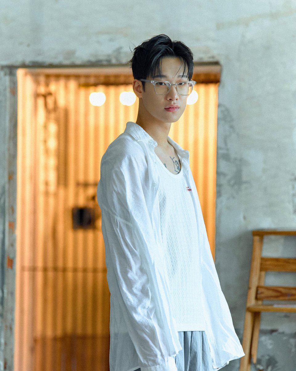 UpdateKBoys's tweet photo. O 9001 (NINETY O ONE) divulgou fotos conceituais para o seu 1° mini álbum, “Digital Hello”, que será lançado no dia 30 de julho.

#NINETYOONE #나인티오원
#Digital_Hello https://t.co/x9QNnf2TMw