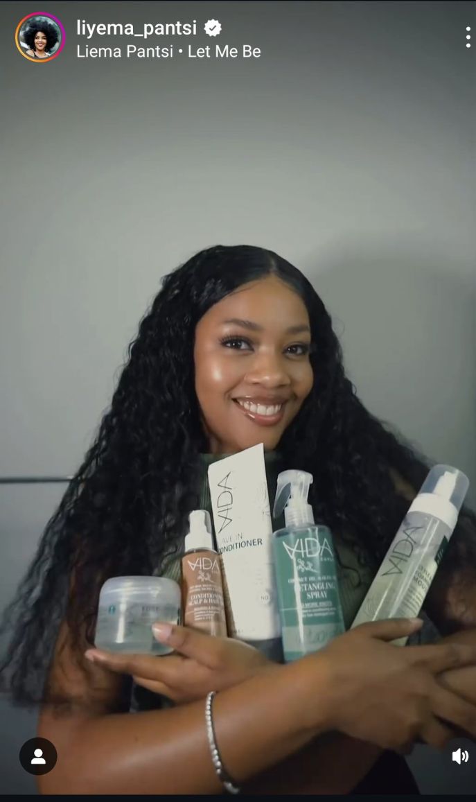 Best in beauty
A hard worker
A multi talented Musician
An exceptional brand ambassador🔥 baby girl is GOATED🔥❤️🥰
 Liema Pantsi THE BEST OF US📌

HONOR LIEMA PANTSI
LIEMA PANTSI IS HER
#HONOR200Series 
#LiemaPantsi