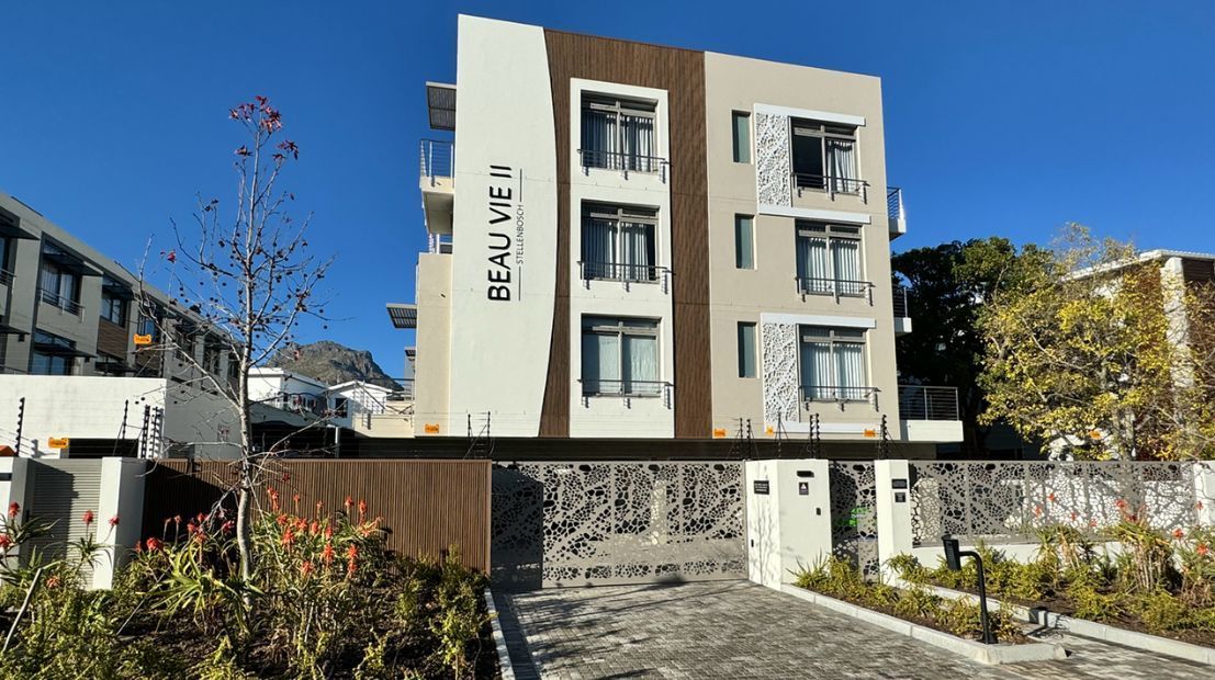 Paxton’s security solutions were ideal for the Beau Vie II student apartment block in Cape Town, South Africa.

Read more about how they utilized the flexibility of Paxton10 access control and video management: buff.ly/3See1eu
