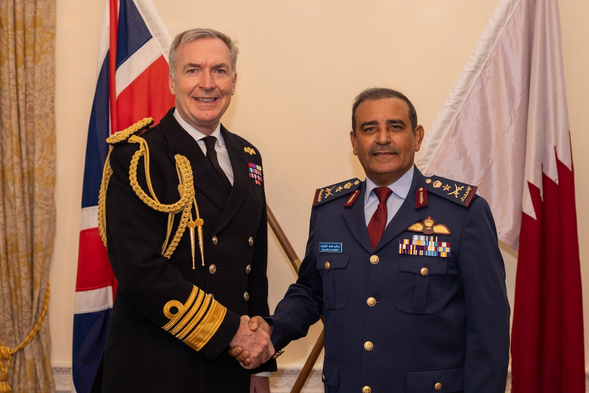 UK in Qatar 🇬🇧🇶🇦 (@ukinqatar) on Twitter photo 🇬🇧🇶🇦 defence ties going from strength to strength: UK Chief of Defence Staff Sir <a href="/AdmTonyRadakin_/">Admiral Sir Tony Radakin 🇬🇧</a> and Qatar Chief of Staff Lt Gen Salem Al Nabit reviewed progress and ambitions in London this week.
<a href="/MOD_Qatar/">وزارة الدفاع - دولة قطر</a> 🇬🇧🇶🇦 defence ties going from strength to strength: UK Chief of Defence Staff Sir <a href="/AdmTonyRadakin_/">Admiral Sir Tony Radakin 🇬🇧</a> and Qatar Chief of Staff Lt Gen Salem Al Nabit reviewed progress and ambitions in London this week.
<a href="/MOD_Qatar/">وزارة الدفاع - دولة قطر</a>