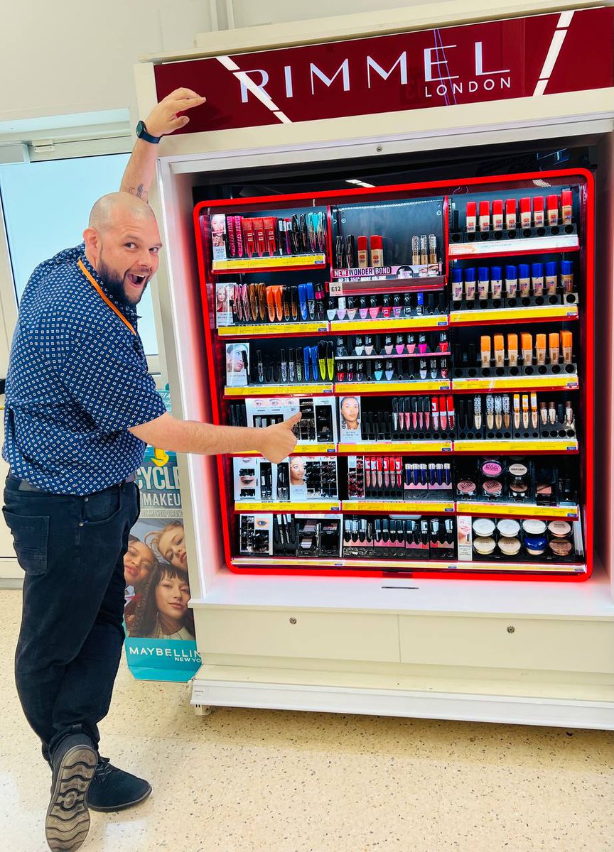 eXPD8_fm's tweet photo. Check out these snaps from our latest range change project in the cosmetics sector! 

Our team visited 651 stores, executing over 1000 range changes across 3 major brands in a leading grocery retailer.

#eXPD8 #FieldMarketing #Teamwork #RetailExcellence #COTY2024 https://t.co/stffZnQme0