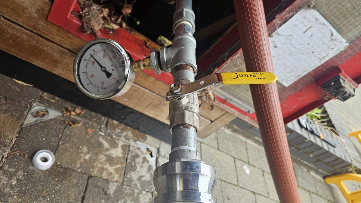 Future_Grp's tweet image. Another day… another DRY RISER WET TEST complete ✅

Ensuring we follow all safety measures when carrying this out! 

Great work team 👏🏻

#futurefire #dryriser #blockmanagement #firesafety
