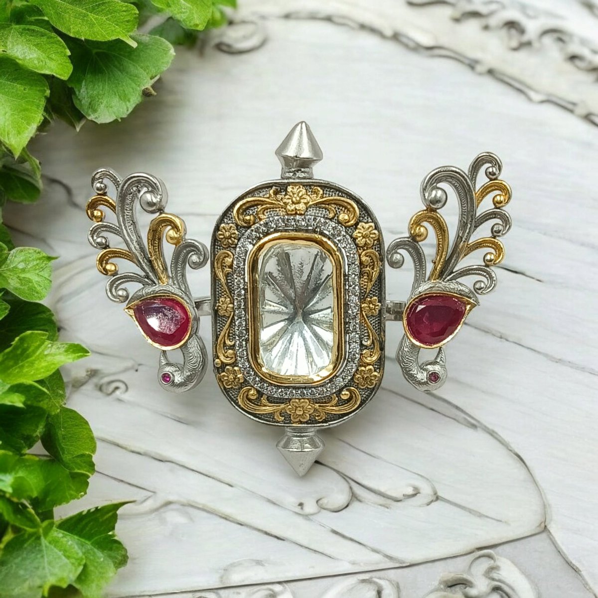 ParamountJewel1's tweet image. Shine bright like a legend with this dazzling Moissanite ring. Elegance and brilliance in one legendary piece.

#LegendaryShine #MoissaniteMagic #ElegantGlam #DazzlingJewels #TimelessBeauty #BrilliantGem #JewelryLove #SparkleAndShine #RadiantStyle #luxuriousglam