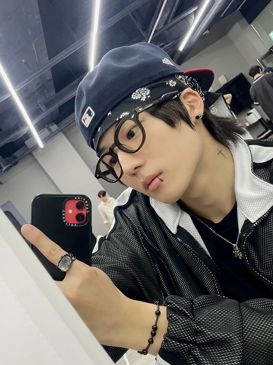 the_crewone_x's tweet image. 네 안녕하세요 김건우입니다
#이건우 #GEONU