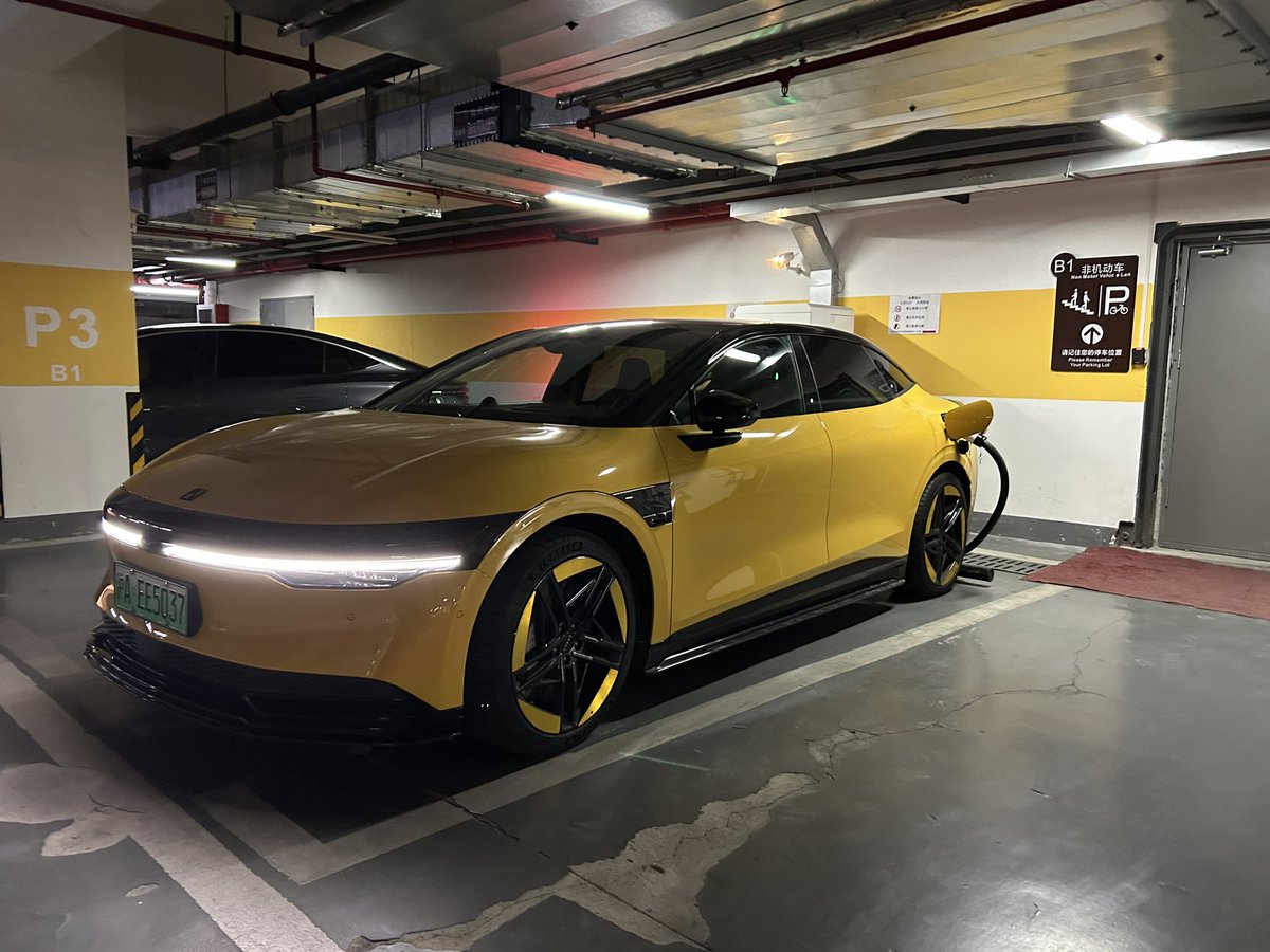 I really didn’t want to give the @ZEEKRGlobal 007 back today.