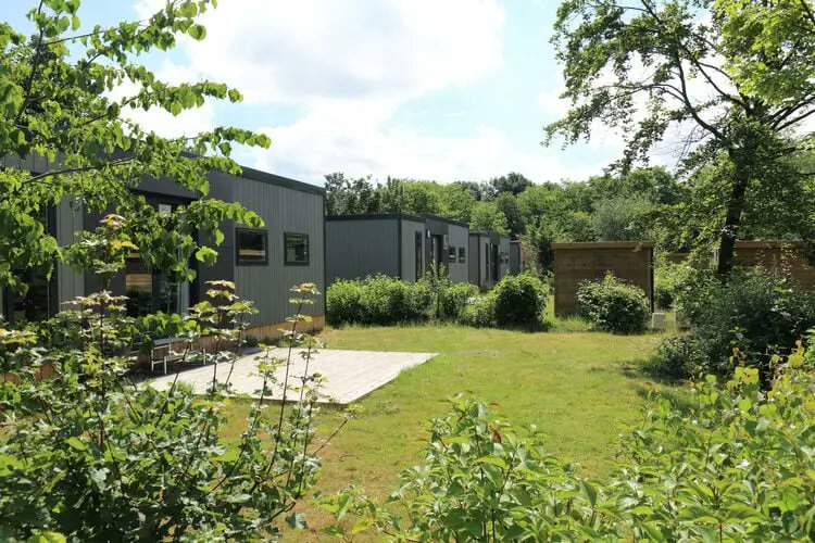 verounicohuizen's tweet photo. Comfortabel chalet voor 6 personen op #vakantiepark de Baalse Hei in #Turnhout. Een ideale uitvalsbasis om de omgeving te verkennen. Of om #attractiepark #Bobbejaanland te bezoeken. Weer wat anders dan de #Efteling.

https://t.co/OV9LhhFgmI

#vakantiehuishuren #België #Antwerpen https://t.co/smZSUvOO5p