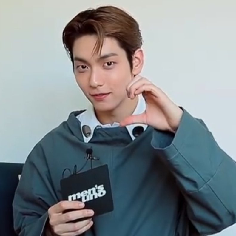 csbshour's tweet image. 