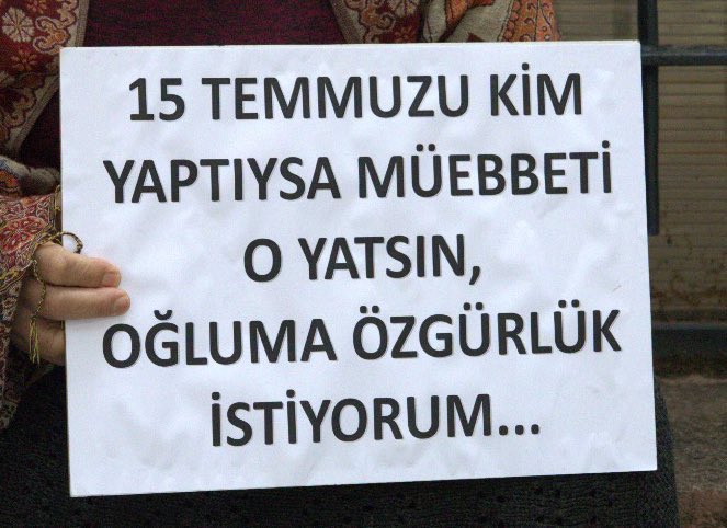 SevincCakir8's tweet photo. Yılların emeğini bir Khk ile yok saydılar!.
Adına da yargının işidir dediler…
@herkesicinCHP 
@devapartisi @GelecekPartiTR 
@SaadetPartisi @DEMGenelMerkezi 

Yargının işidir diyen de biliyor,
Sahtekarlık yapıyor.
Muhalefet ve iktidarla aynı dili kullanıyorsa dikkat edin.. https://t.co/xDRcqMdahj