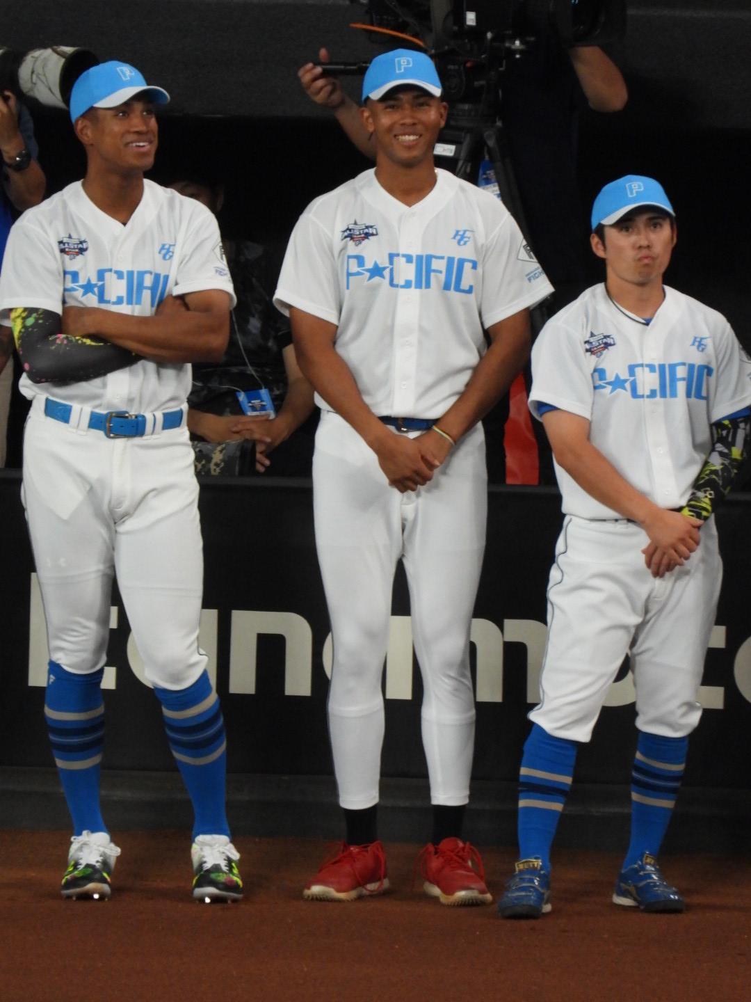 北海道日本ハムファイターズ 細川凌平 かわいいタオル キティ 北海道日本ハムファイターズ 細川凌平 かわいいタオル キティ
