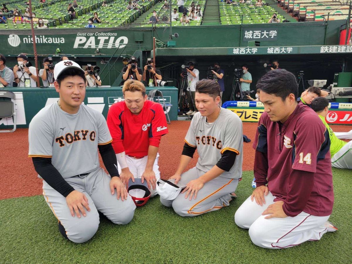 hm_hayato6's tweet photo. 近年のオールスターで1番好きな写真 https://t.co/25QtTMQBWy