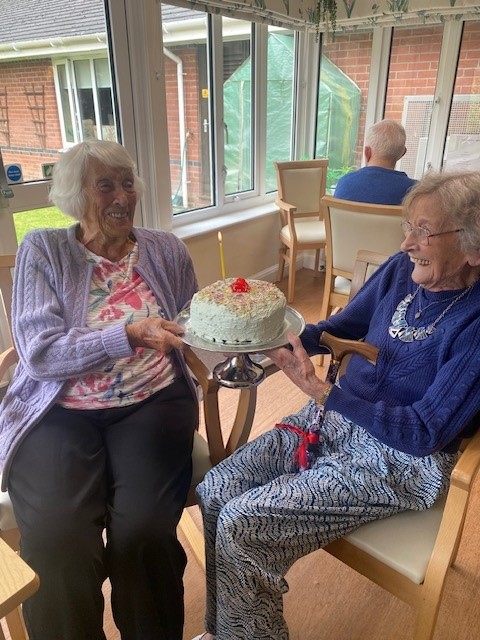 Birthday Girl.... Happy birthday to our lovely Kathie 🎂🎂🎂 <a href="/AnchorLaterLife/">Anchor</a> #birthdaygirl #dementia #carehome