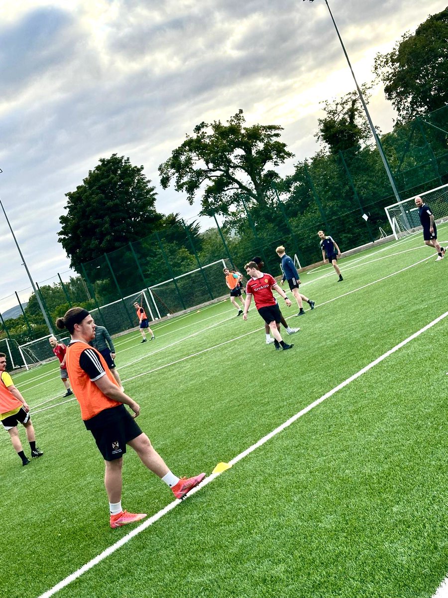 Queensgrads's tweet photo. ⚽️ TRAINING TONIGHT ⚽️ 

🗓️ - 23rd July

📍 - The Dub, Upper Malone in Belfast

🕛 - 7:30 to 9:30 (7:30-8:30 is on Pitch 15, 8:30-9:30 is on Pitch 4)

All new and existing players welcome. For more information, contact the page. https://t.co/iciXYrF6HD