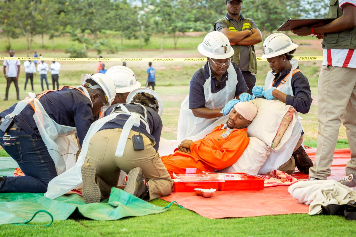 GChamberofMines's tweet photo. Highlights from the practical segment of the Zone III Inter-Mines First Aid and Safety Competition, held on July 20, 2024, at Ayamfuri in the Central Region. Tune in for the oral competition on 28th July 2024, at 11:30 am, broadcast live on GTV. #Safety #GhanaChamberofMines https://t.co/7ZWrgvHi26
