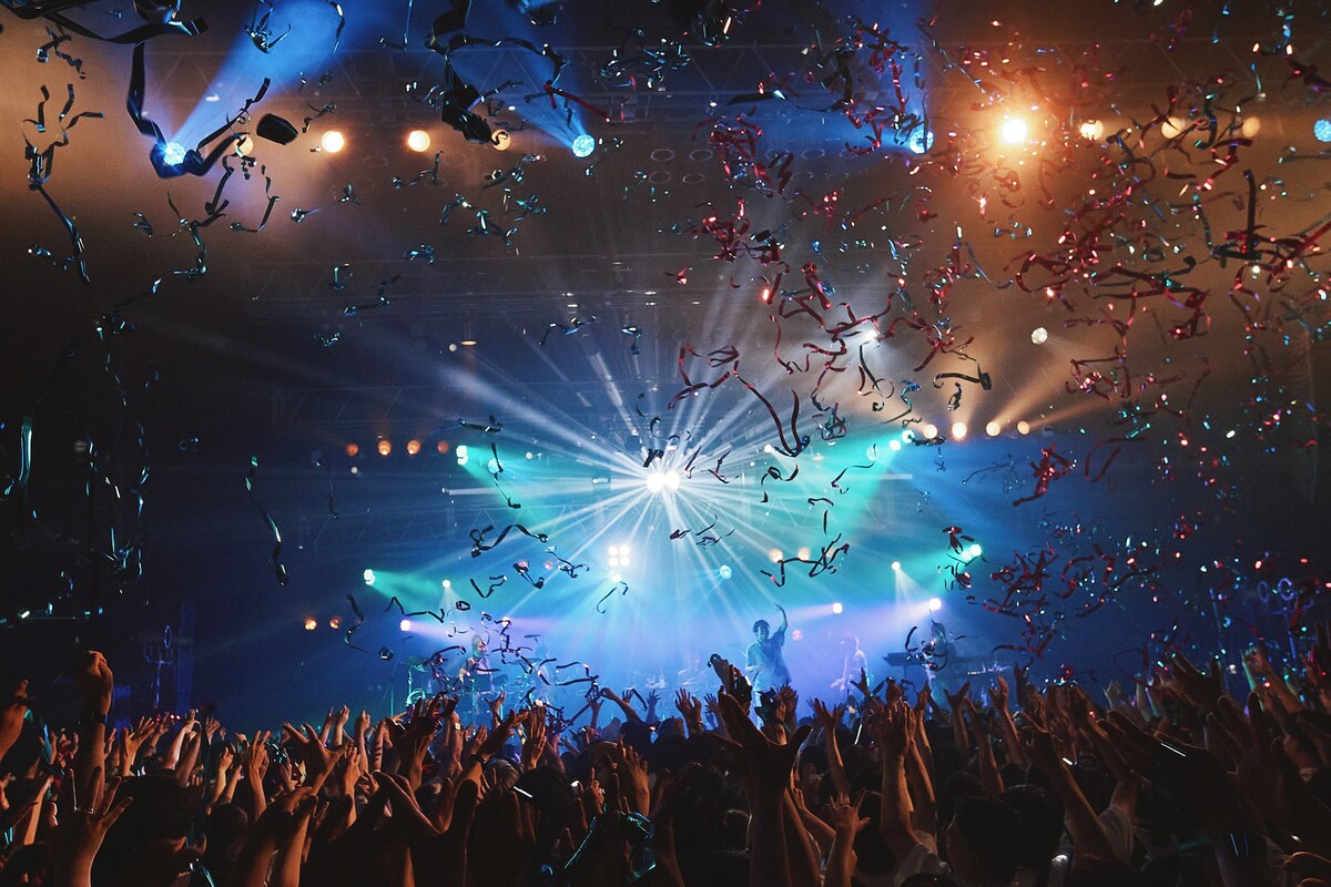 【ライブレポート】Lucky Kilimanjaroが踊り続ける未来を約束、10周年ツアー梅雨明けの東京で完走（写真11枚）
natalie.mu/music/news/583…

#LuckyKilimanjaro