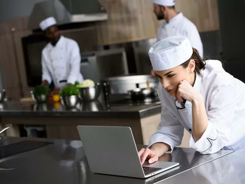 🚀 Boostez la gestion de vos menus ! 🍽️
Gagnez en efficacité, réduisez les coûts et offrez une expérience culinaire inégalée à vos clients ! 
👉 bit.ly/3WiOLVL
#RestaurationCollective #GestionDesMenus #Adoria #LogicielDeProduction #Restauration #Innovation #FoodTech