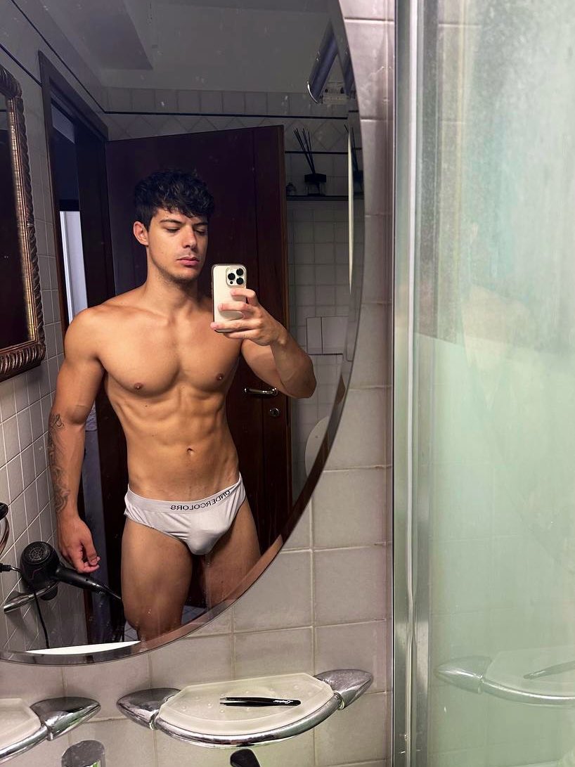 Master_Roy1's tweet image. The question is how badly you want it?

#findom #cashmaster #cashfag #paypig #cashslave #muscleworship 

@findominfluence @MASTER_UPDATES @slave_here @findomfan420 @RTG00N_ @RT4TeenDom @alpha_amplifier @findomfan420