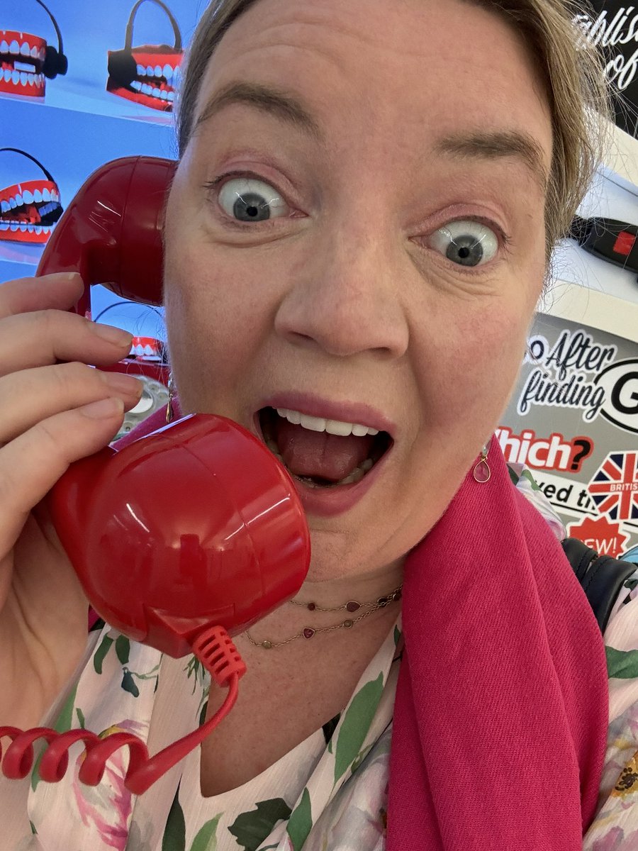 Claer Barrett (@claerb) on Twitter photo Awful customer service driving you round the bend? I’m talking to <a href="/sharivahl/">Shari Vahl</a> on <a href="/BBCRadio4/">BBC Radio 4</a> #youandyours this lunchtime about why we need more HUMANS not AI - as I wrote in this <a href="/ftweekend/">FT Weekend</a> <a href="/FTMag/">FT Weekend Magazine</a> article: How did customer service get so bad? on.ft.com/3xDW7ua Awful customer service driving you round the bend? I’m talking to <a href="/sharivahl/">Shari Vahl</a> on <a href="/BBCRadio4/">BBC Radio 4</a> #youandyours this lunchtime about why we need more HUMANS not AI - as I wrote in this <a href="/ftweekend/">FT Weekend</a> <a href="/FTMag/">FT Weekend Magazine</a> article: How did customer service get so bad? on.ft.com/3xDW7ua
