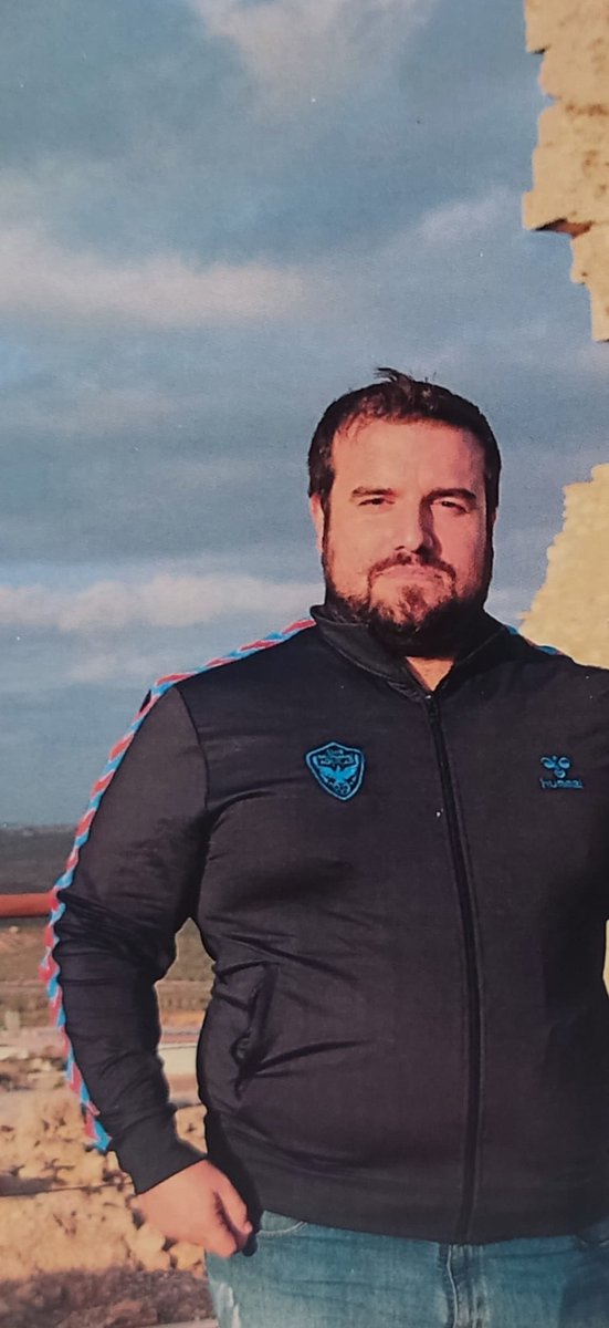 Noticias:
Renovación de Alfonso Díaz un año mas como portero en el equipo de Segunda Nacional y estrenará brazalete de Capitán también lo compaginará con los equipos base gracias a su compromiso de varios años al servicio del club.

Te queremos capi y mucha suerte..!!