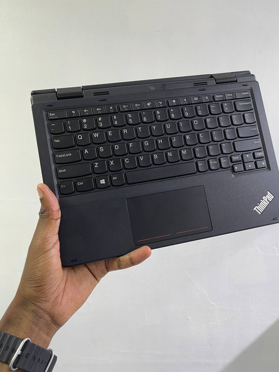 Flamotechcomps's tweet image. LENOVO THINKPAD YOGA 11E
Intel Core M3
7th gen
8gb ram
128gb ssd
Touchscreen
11.6inch display
X360
windows 10 pro
Ms office 2021
available now at kes 18,000
📍Free backpack & Wireless mouse
Embakasi #March2Parliament Nairobi CBD Eric Omondi