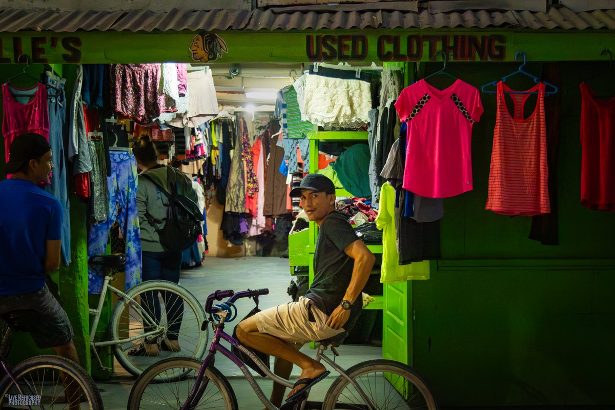 LiveRefocused's tweet photo. Michelle's Used Clothing

#AmbergrisCaye #Belize #canon #Caribbean #EOSR #liverefocused #night #people #person #photography #pictas #pictasstreet #pictastravel #podium #podium_street #potd #SanPedro #saturated #snap_community #snap_potd #snap_street #snap_travel #street #travel https://t.co/q0KweLFRIC