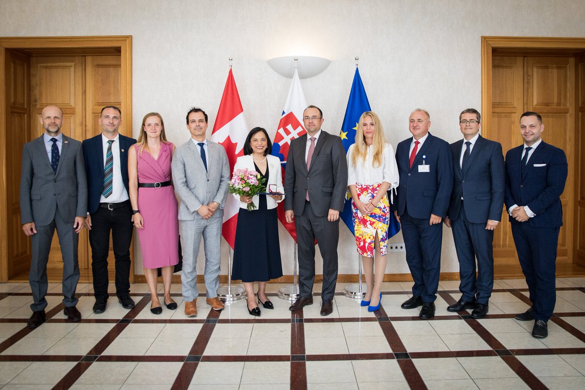 Cheryl Cruz 🇺🇦 (@ccruzcanada) on Twitter photo Humbled to receive the Gold Medal of the Minister of Foreign & European Affairs of Slovakia 🇸🇰 at a lovely ceremony with State Secretary <a href="/RastoChovanec/">Rastislav Chovanec</a>, fmr Amb to 🇨🇦 <a href="/VitKoziak/">Vít Koziak</a> and my amazing team <a href="/CanadaSlovakia/">Canada in Slovakia</a>. Ďakujem pekne, pan Minister. 🙏
Photos by <a href="/SlovakiaMFA/">Slovakia MFA 🇸🇰</a> Humbled to receive the Gold Medal of the Minister of Foreign & European Affairs of Slovakia 🇸🇰 at a lovely ceremony with State Secretary <a href="/RastoChovanec/">Rastislav Chovanec</a>, fmr Amb to 🇨🇦 <a href="/VitKoziak/">Vít Koziak</a> and my amazing team <a href="/CanadaSlovakia/">Canada in Slovakia</a>. Ďakujem pekne, pan Minister. 🙏
Photos by <a href="/SlovakiaMFA/">Slovakia MFA 🇸🇰</a>