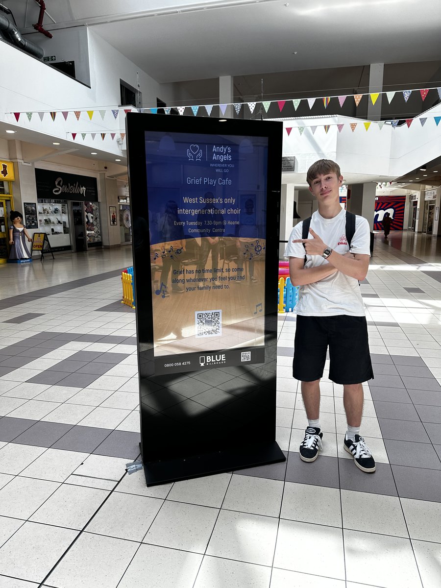AngSixthForm's tweet photo. Sixth form students had a brilliant week doing work experience with local media company, Blue Billboard. They designed adverts for local businesses which were displayed in Worthing. They interviewed the public to determine which ads were the most effective. Well done to all ! https://t.co/jhCvSKqHC6