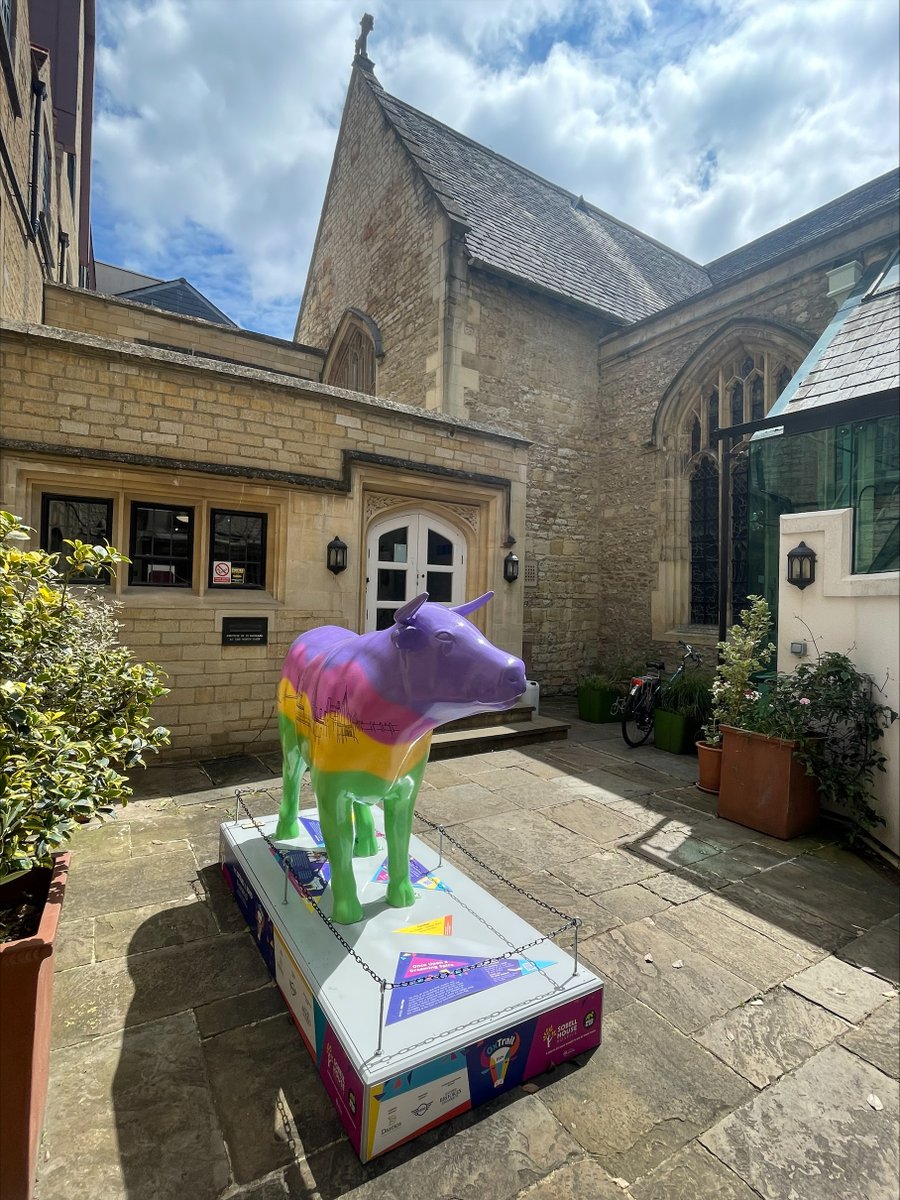 Cranford_Sch's tweet image. Congratulations to Phoebe and Isla. Their spectacular oxen are now live and ready to dazzle at Oxtrail 2024, the biggest public art event in Oxford! Well done, girls, on this incredible achievement! 
#Oxtrail2024 #CranfordSenior #CranfordChallenge #CranfordSnrArt