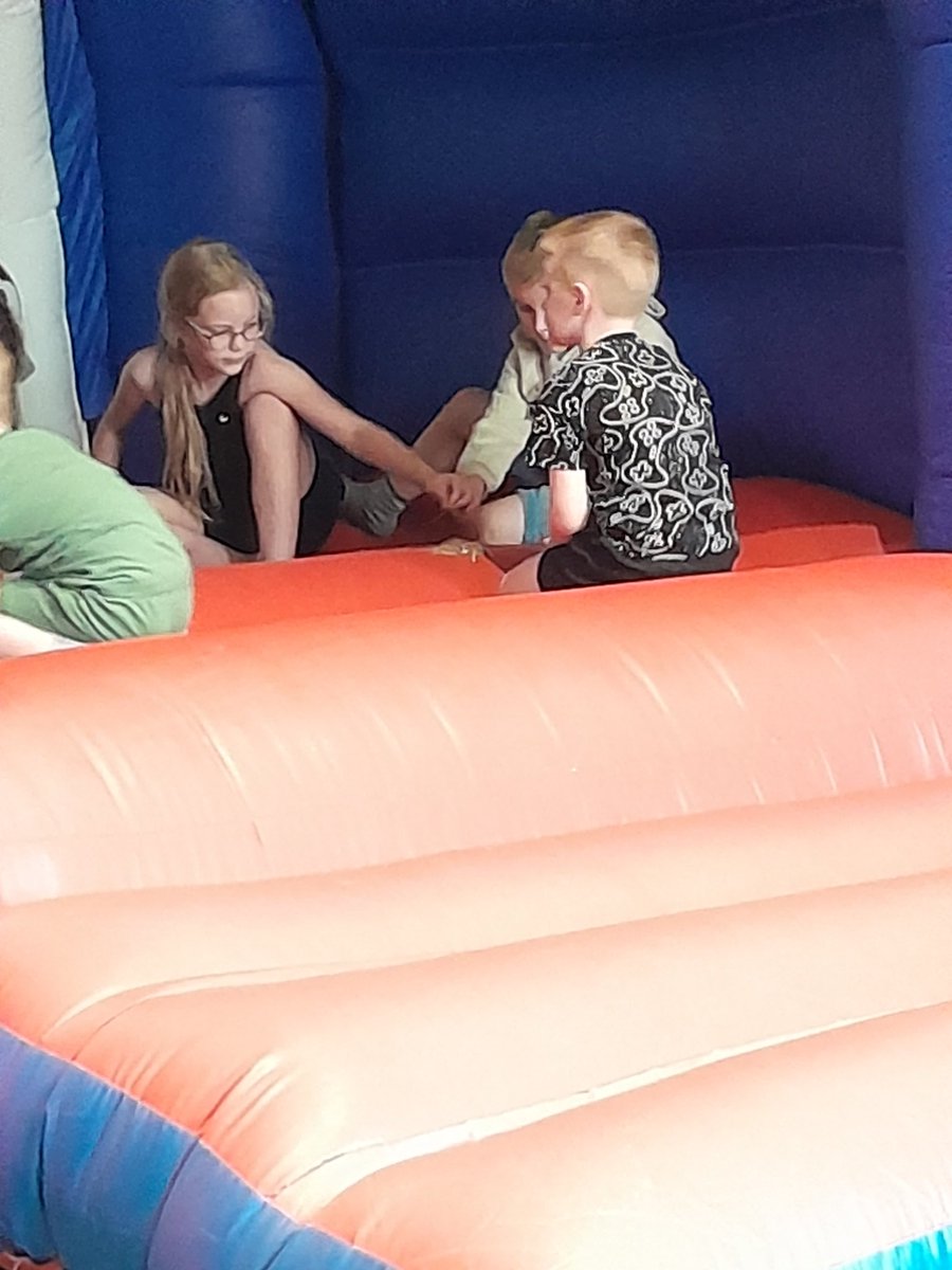 fellsideweb's tweet photo. Family fun day #bouncychurch 
Saturday 3rd August 12 - 3pm 
Booking essential -Free
Fellsidefamilyfunday@gmail.com
@MarkFergusonMP https://t.co/xFqgBXPb76