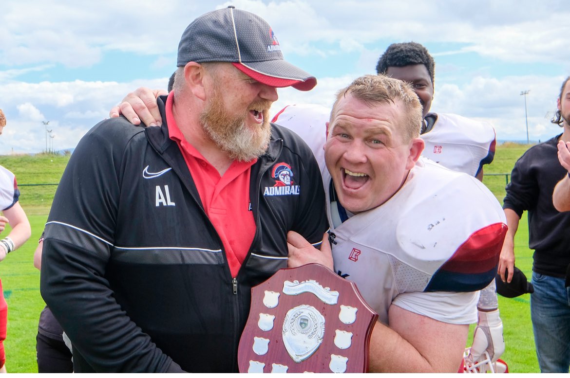 Alan Lomasney tweet media