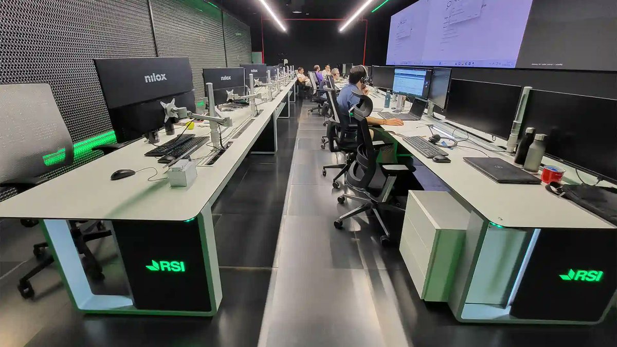 Gesabgroup's tweet image. Poner a disposición de arquitectos y profesionales nuestro mobiliario técnico en la plataforma BIMobject nos ha permitido formar parte del proyecto integral de renovación de una sala de control para ciberseguridad eu1.hubs.ly/H0blMsX0
#ciberseguridad #AdvantisNG #saladecontrol