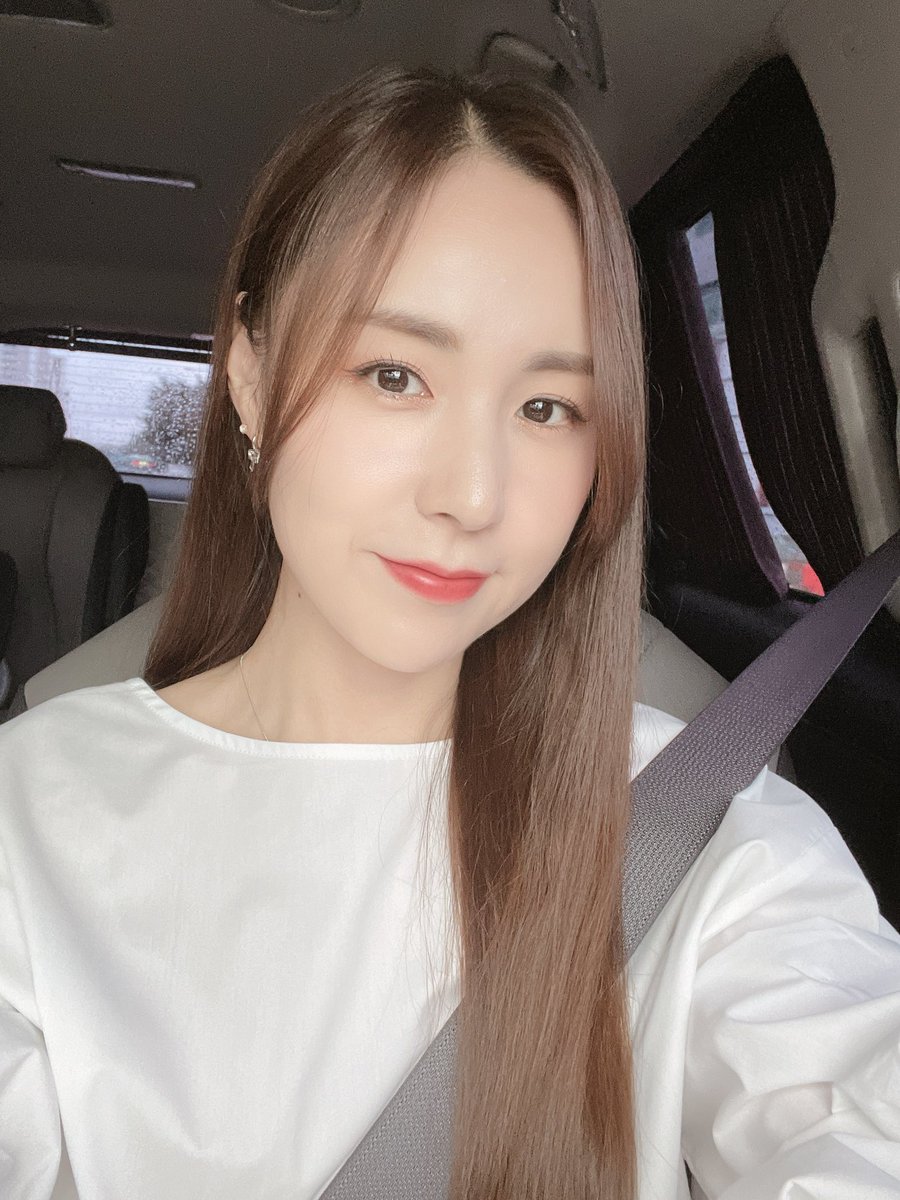 오랜만~~~✋