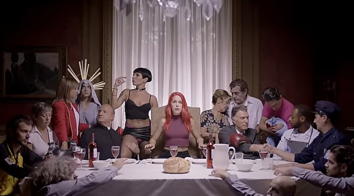 📻 🎥 No et perdis el segon episodi de #ElHub al #PenedèsGammaExtra de <a href="/rtvvilafranca/">RTV Vilafranca</a>. Hem parlat de creació audiovisual amb <a href="/_carlesvaldes/">Carles Valdes</a>, director i fundador de <a href="/VimemaFilms/">Vimema.com</a>. 

🔗 Enllaç: rtvvilafranca.cat/programa/pened…

📸 Patria, Dir. Carles Valdés. 

#Tecnologia #Comunicació #Vídeo