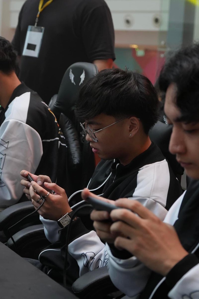 H2WO_SQUAD's tweet photo. 📸

#H2WO | @h2wooff1cial https://t.co/ua6xwDLUeZ