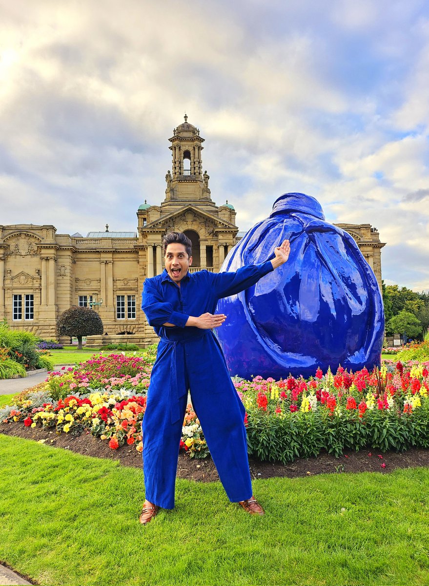 K A M A L (@kamal_kaan) on Twitter photo City of Blue: when you accidently match the artwork outside of <a href="/BradfordMuseums/">Bradford Museums & Galleries</a> Cartwright Hall - 'Where It Began' by Osman Yousefzada 💙
<a href="/bradford2025/">Bradford 2025</a> <a href="/visitBradford/">Visit Bradford</a> City of Blue: when you accidently match the artwork outside of <a href="/BradfordMuseums/">Bradford Museums & Galleries</a> Cartwright Hall - 'Where It Began' by Osman Yousefzada 💙
<a href="/bradford2025/">Bradford 2025</a> <a href="/visitBradford/">Visit Bradford</a>
