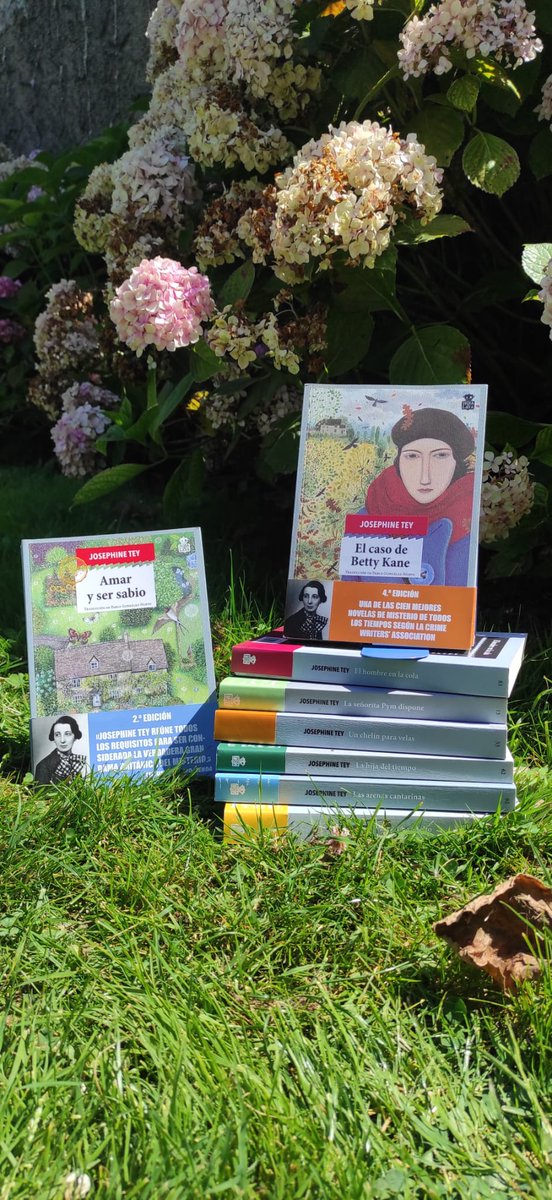 Llega el verano y con él, Josephine Tey. ☀️
Ya hemos publicado los 7 títulos que escribió la indomable autora escocesa, pero siempre es buen momento para gozarlo con sus sensacionales intrigas por la campaña británica. 🇬🇧
¿Qué tal con #Amarysersabio ? 
hojadelata.net/tienda/amar-y-…