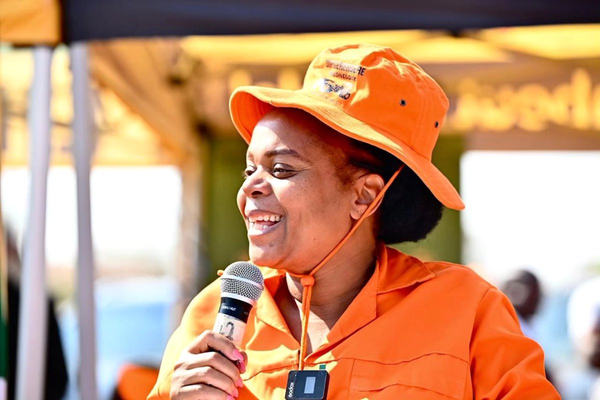 The programme is meant to grade, gravel and blade gravel roads that still constitute the majority (68%) of the provincial road network. #DikgerekgereWednesdays #LetsGrowLimpopoTogether