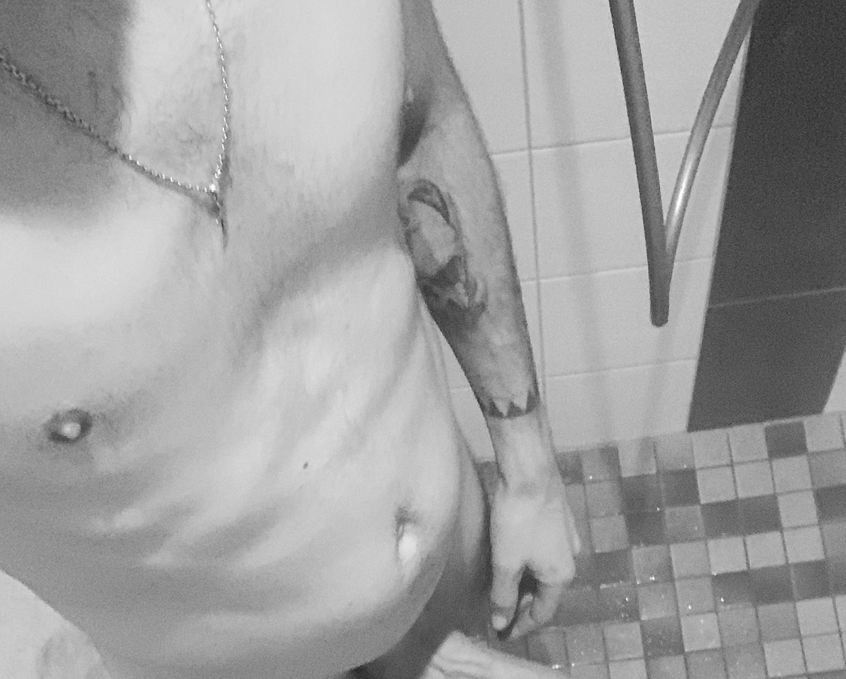 Cold shower needed🥵