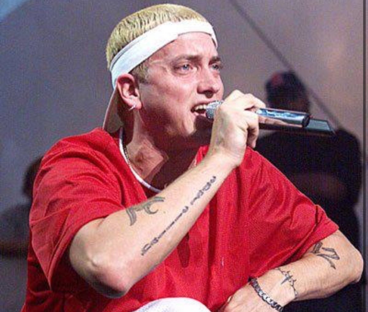 RiotGrlErin's tweet photo. will the real slim shady pls stand up https://t.co/IuPQX7CZbD