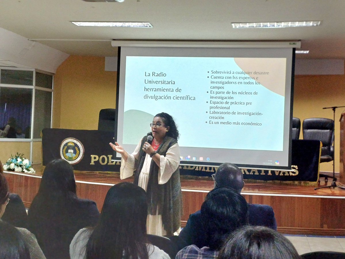 #Academia 
Presentamos a la Dr. Ivanova Nieto que presenta el tema: "La Radio Universitaria como divulgadora cientifica"
Desde Ecuador 
#SomosComunicación #CongresoEugenioEspejo
#miramásallá