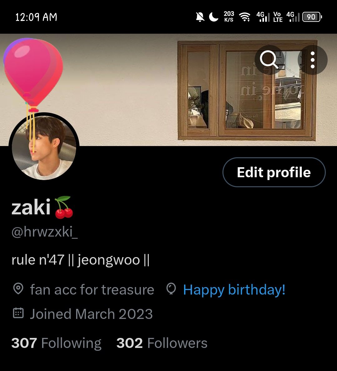 cuteee 

X gave me balloons!!