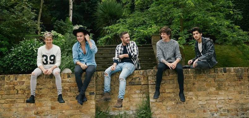 pntbynmbrry's tweet photo. There is not a single day that goes by where I am not grateful that these five boys created One Direction. Because of them I have found a home and a family. They have healed my heart in countless ways. 💙💚🇮🇪💛♥️
#14YearsOfOneDirection #OneDirectionAnniversary https://t.co/R52tvxUbyy