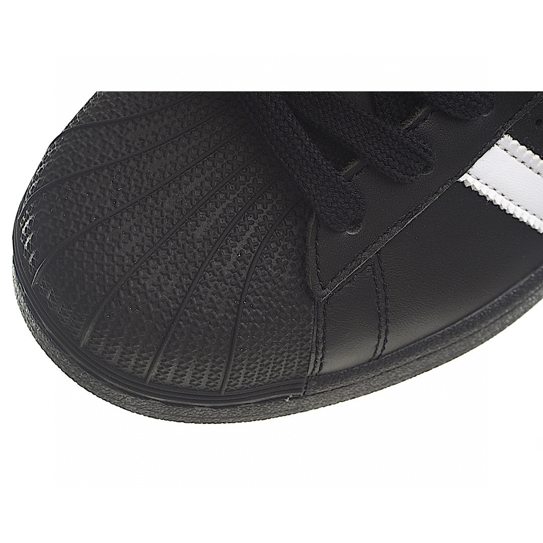 OFB686868's tweet photo. 独家实拍✨
🌟Adidas Originals Superstar 经典贝壳头
🌟渠道正品订单 诠释市场最高工艺水平
尺码：35-44

详情及其他欢迎➕V (Gideonh98)
#潮鞋 #乔丹 #AJ #空军 #Dunk #莆田鞋 #鞋子 #耐克 #阿迪 #Nike #SB #AirJordan #Yeezy #Adidas #Superstar https://t.co/D7kdVeS5SW
